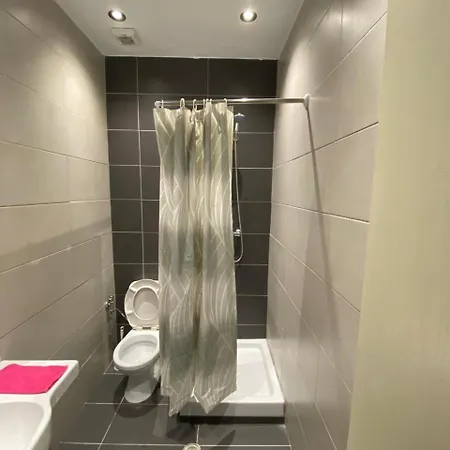 83 Apartment *